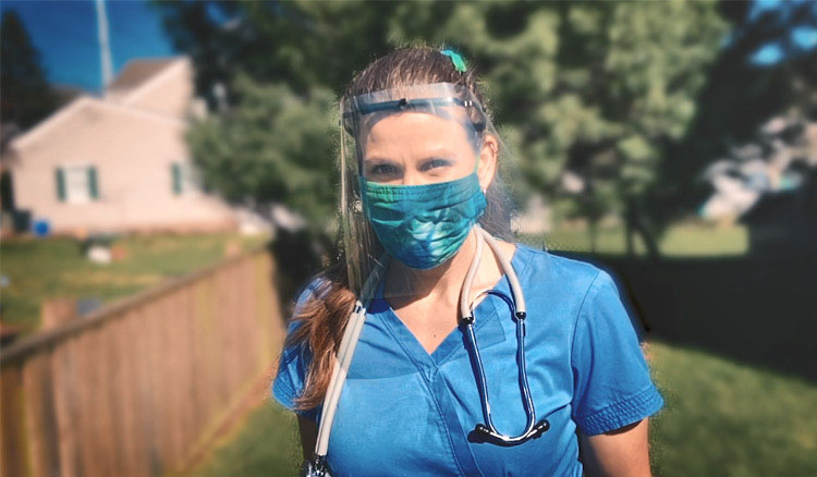 Nurse wearing mask